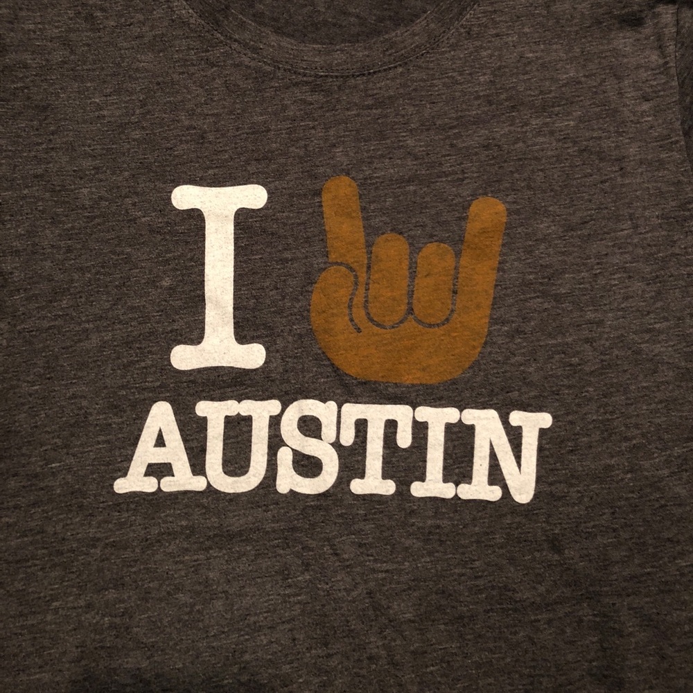 Dark grey Austin t-shirt